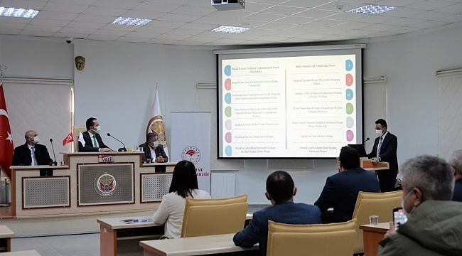 Vali Şentürk, "Bilecik'te ürün çeşitliliğini saymakla bitiremiyoruz"