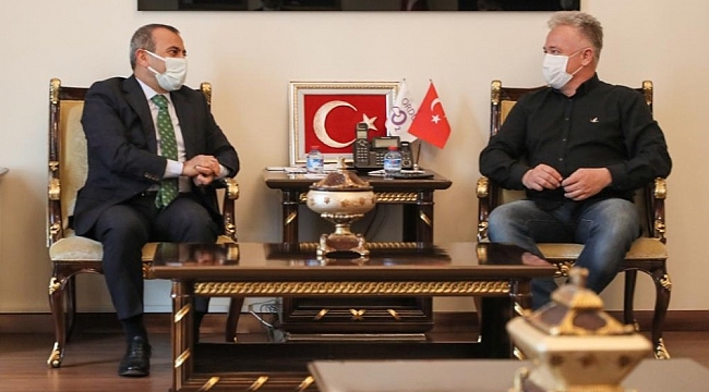 Vali'nin okul başarısı: 7 ayda 38 okul
