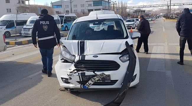 Van'da zincirleme kaza: 2 yaralı