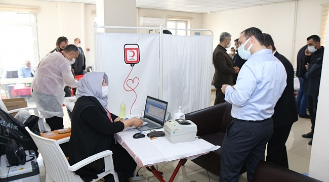 Viranşehir'de korona virüse karşı aşılama sürüyor