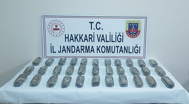 Yüksekova'da 15 kilo eroin ele geçirildi
