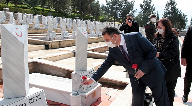 18 Mart Çanakkale şehitleri KKTC'de törenle anıldı