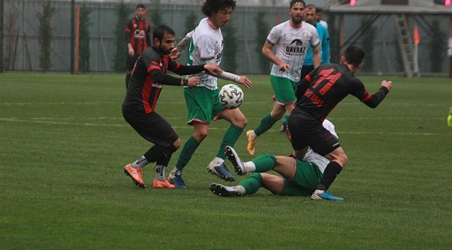 3. Lig: Gölcükspor: 3 - Isparta 32 Spor: 1