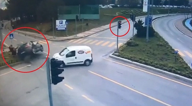 'Kırmızı ışık ihlali' faciası: 1 kişinin öldüğü, 3 kişinin yaralandığı kaza kamerada