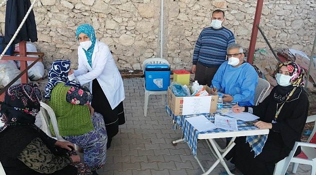 65 yaş ve üzeri vatandaşlara aşıda büyük kolaylık