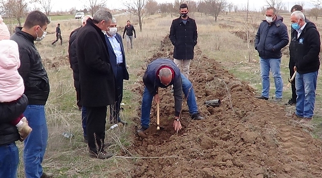 8 Mart Kadınlar Günü için Sandıklı'da fidan dikimi
