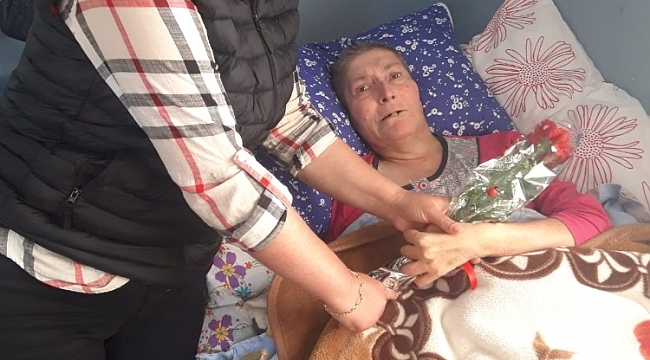 8 Mart'ta engelli kadınları ve çilekeş annelerini unutmadılar