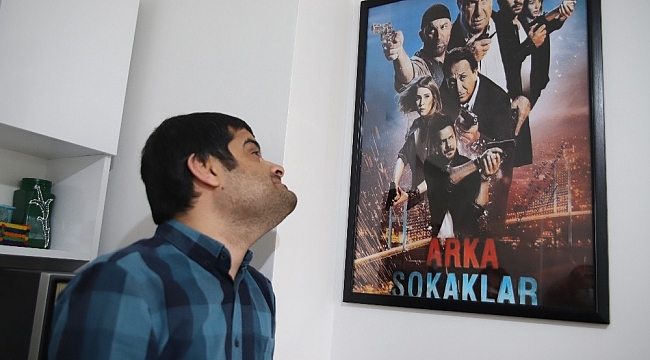 Abdullah'ın yok böyle bir hayranlık dedirten polislik ve dizi aşkı
