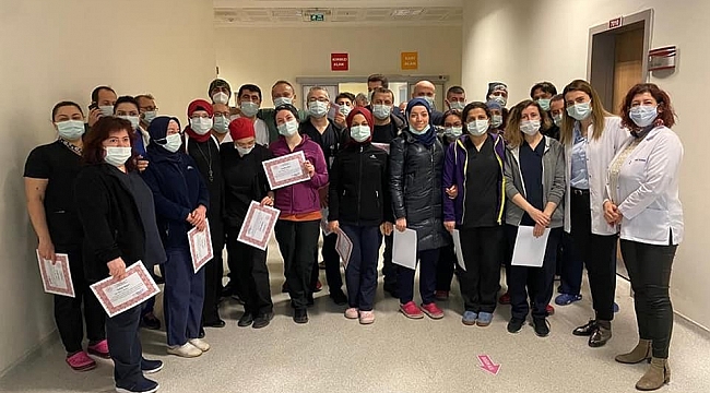 Acil Servisi görevlisi sağlık personeline teşekkür belgesi