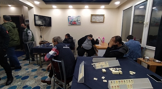 Adana'da güvenlik kameralı kumarhaneye baskın