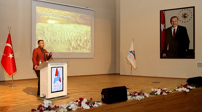 AİÇÜ'de 'Mehmet Akif ve Milli Ses' konferansı gerçekleştirildi