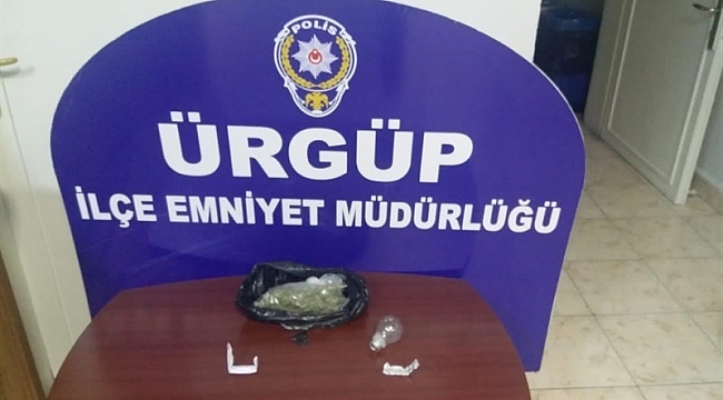 Alkollü araç sürücüsünden uyuşturucu ele geçirildi