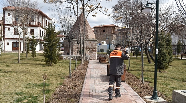 Altındağ Belediyesi'nden Hamamönü'nde temizlik çalışması