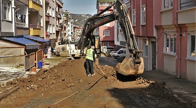 Altınordu'da altyapı çalışmaları sürüyor