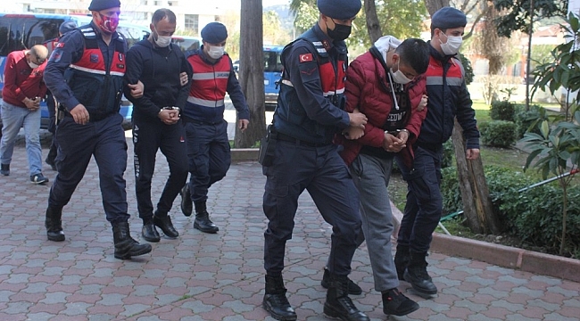 Antalya'da insan kaçakçılığı iddiasına 11 tutuklama