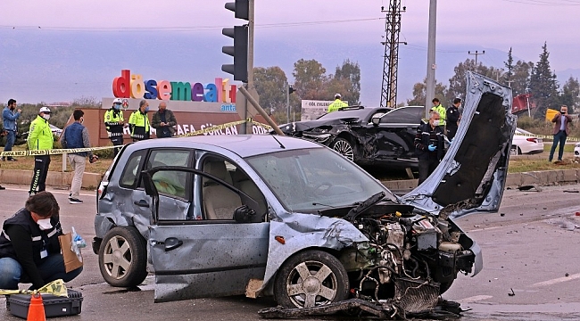 Antalya'daki feci kaza baba oğlu hayattan kopardı: 2 ölü, 3 yaralı