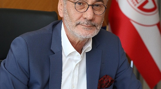 Antalyaspor Başkanı Yılmaz: "Antalyaspor'umuzun yüksek menfaatini korumaktan asla geri adım atmayacağız"