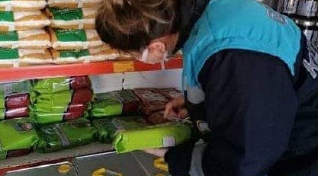 Aslanapa'da market ve yem bayilerinde fiyat kontrolü