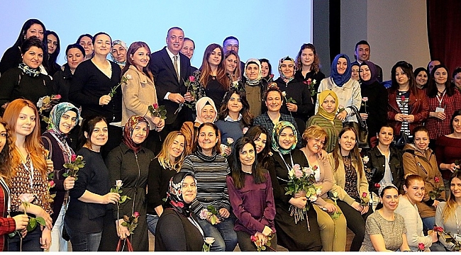 Ataşehir Belediyesi'nde engelli ve kadın çalışanlara örnek haklar verildi