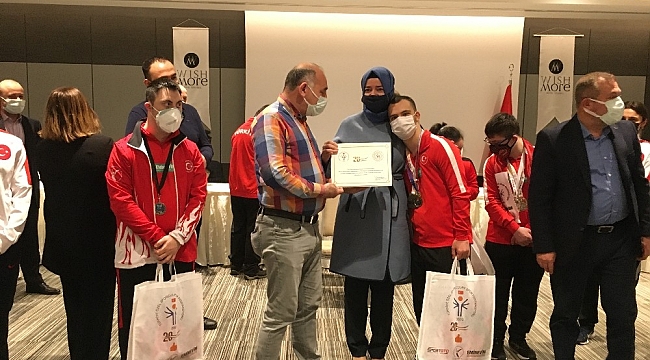 Avrupa ve Dünya şampiyonu 'özel' sporcular bir araya geldi