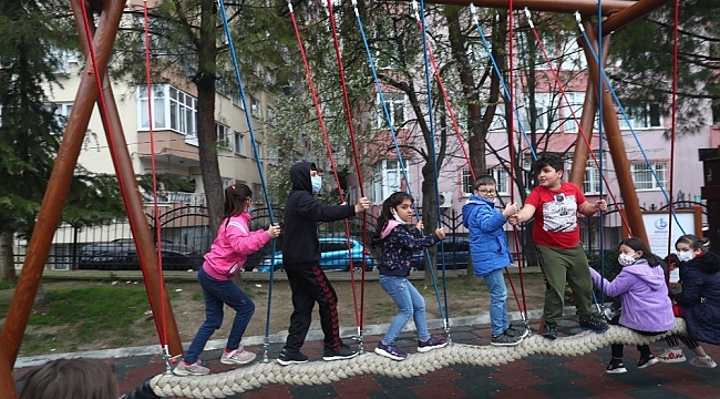 Bağcılar'da parklar yenilendi
