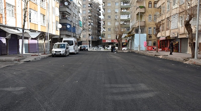 Bağlar Belediyesi, hizmet almayan bölge bırakmıyor