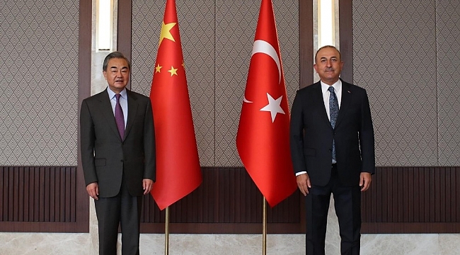 Bakan Çavuşoğlu, Çin Dışişleri Bakanı Wang Yi ile görüştü