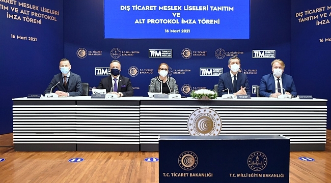 Bakan Selçuk: "Sektörün ihtiyacı neyse bizim müfredatımızın önemli kısmı odur"