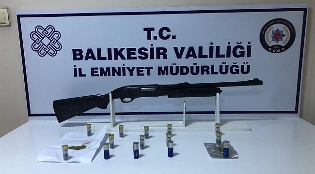 Balıkesir'de polis 16 aranan şahsı yakaladı