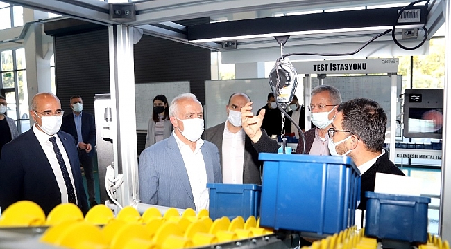 Başkan Gültak, Model Fabrikayı gezdi
