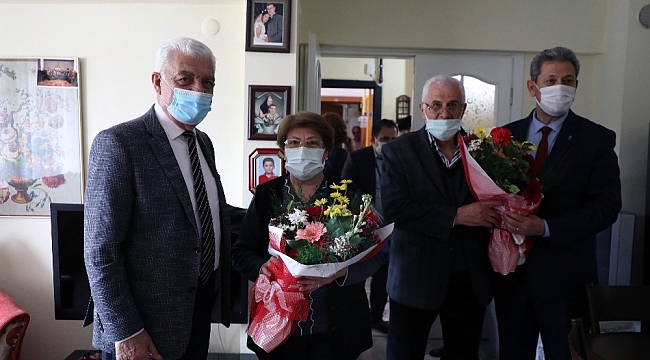 Başkan Gürün'den yaşlılara moral Ziyareti z