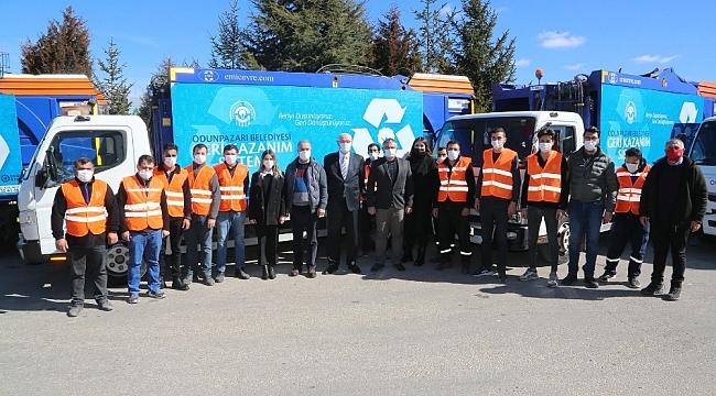 Başkan Kurt, geri dönüşüm tesisini gezdi
