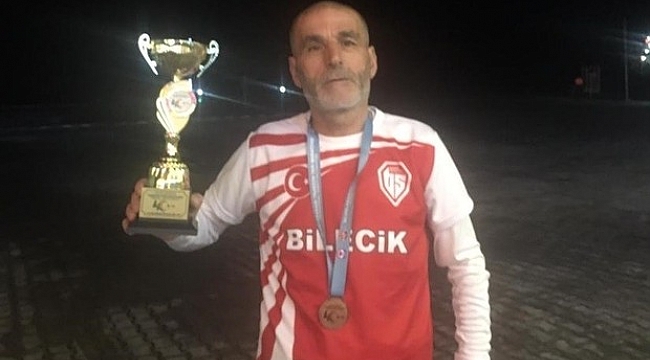 Başkan Şahin, Trabzon'dan madalya ile dönen Yıldırım'ı tebrik etti
