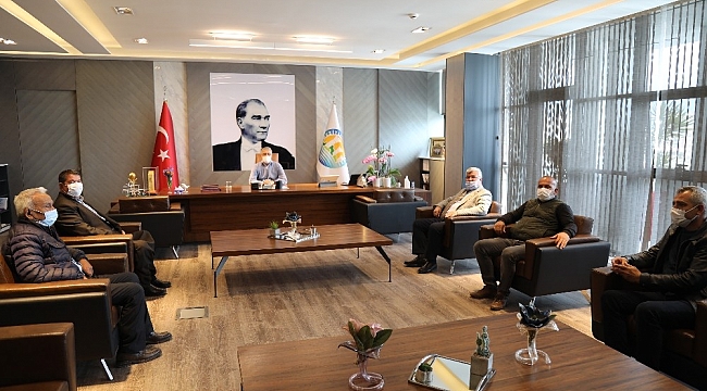 Başkan Tarhan, Akdeniz Ziraat Odası yönetimi ile tarımı konuştu