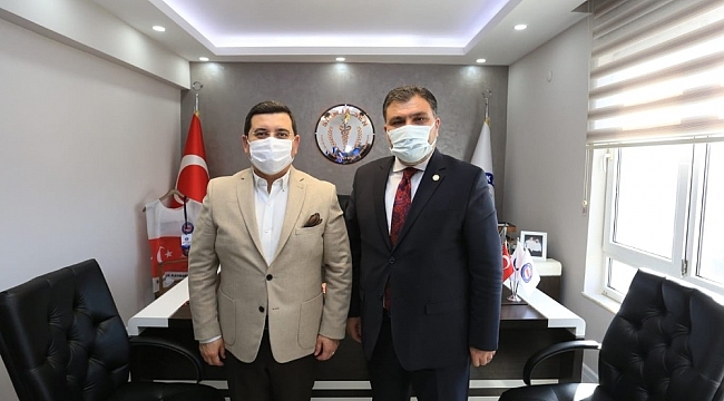 Başkan Tütüncü'den Sağlık-Sen'e taziye ziyareti