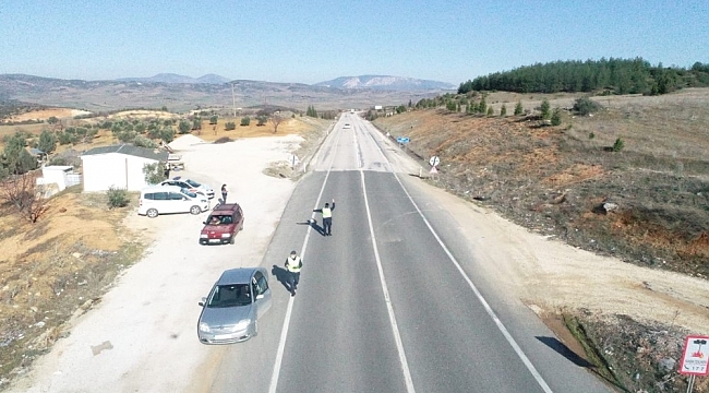 Bilecik İl Jandarma Komutanlığı'nın drone ile trafik denetimi
