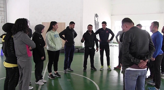 Bölgeye huzurun gelmesiyle köy gençleri polis olmak için haftanın 5 günü ter döküyor