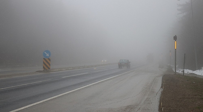 Bolu Dağı'nda hafif kar ve yoğun sis etkili oluyor
