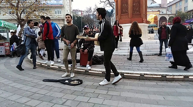 Bursa Büyükşehir'den amatör sanata destek