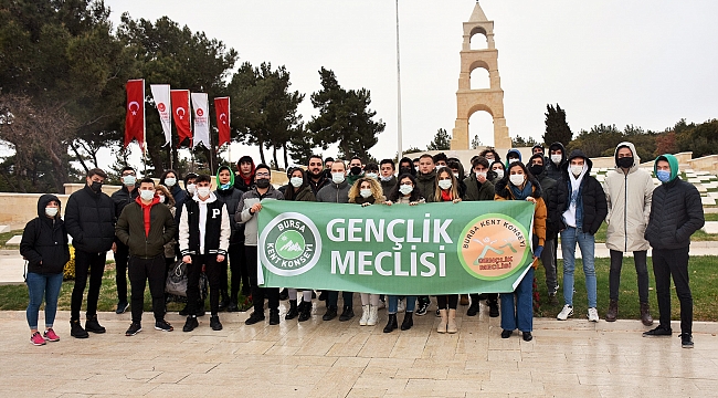 Bursalı Gençler Çanakkale'de