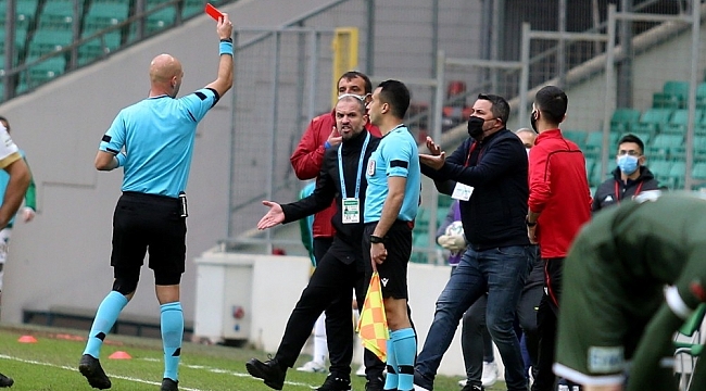 Bursaspor ile Ankaraspor maçlarında bu sezon toplam 138 sarı, 7 kırmızı kart çıktı