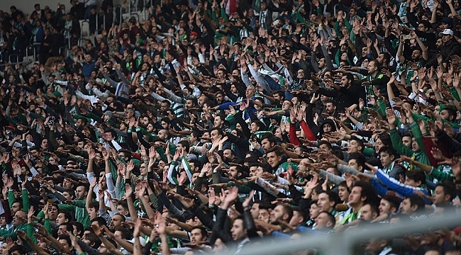 Bursaspor taraftarı 2 bin 581 adet hatıra kombine kart aldı