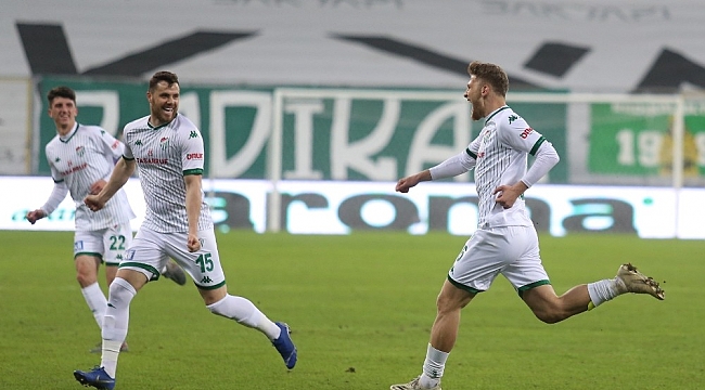 Bursaspor'un üç maçı 19.00'da, bir maçı da saat 16.00'da başlayacak