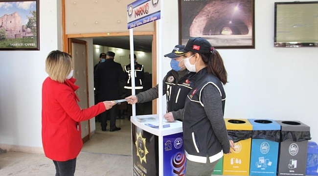 Çankırı'da 'En İyi Narkotik Polisi Anne Projesi' kapsamında 600 kadına ulaşıldı