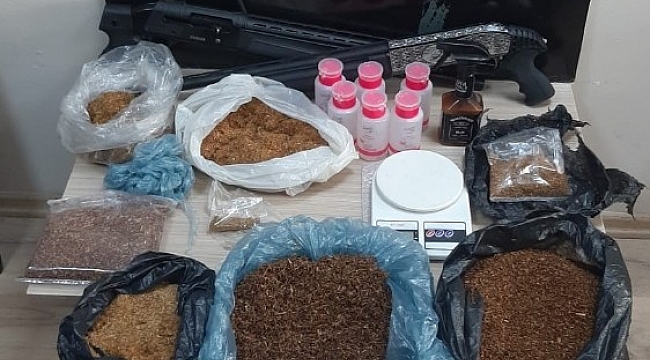 Ceyhan'da uyuşturucu satıcılarına operasyon: 11 gözaltı