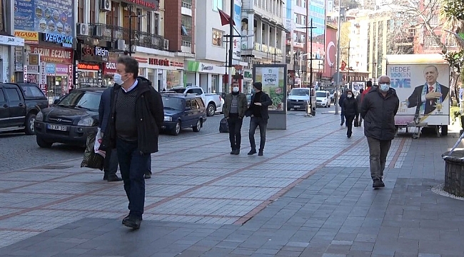 Covid 19 vakalarının düştüğü Rize'de yöre halkı rehavete kapılmamaya özen gösteriyor