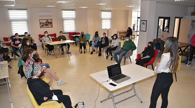 Çukurova Belediyesi'nden sınava hazırlana adaylara destek