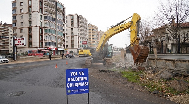Diyarbakır'da caddeler yenileniyor