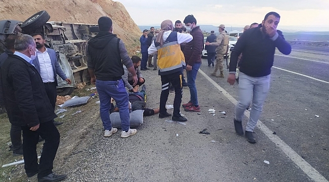 Diyarbakır'da feci kaza: 5 ölü, 4 yaralı