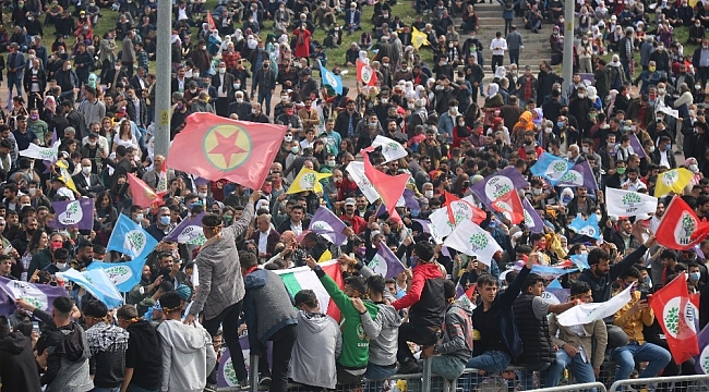 Diyarbakır'da Nevruz etkinliğinde terör örgütü propagandası